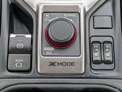 Used 2024 Subaru Forester Premium AWD/4WD image 24