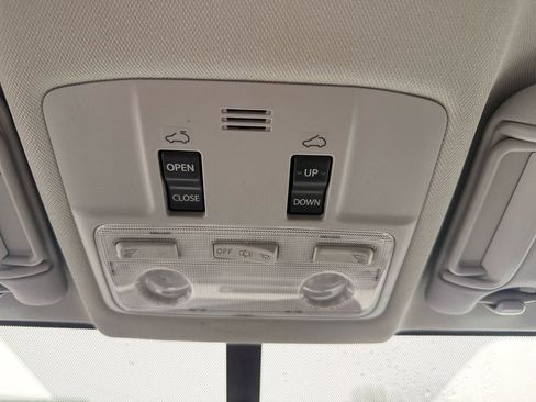 Used 2015 Toyota RAV4 XLE image 24