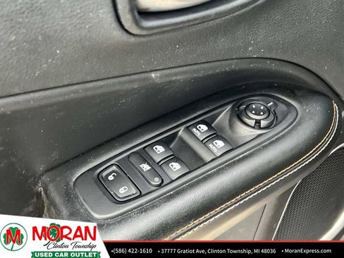 Used 2017 Jeep Compass Latitude w/ Popular Equipment Group image 16