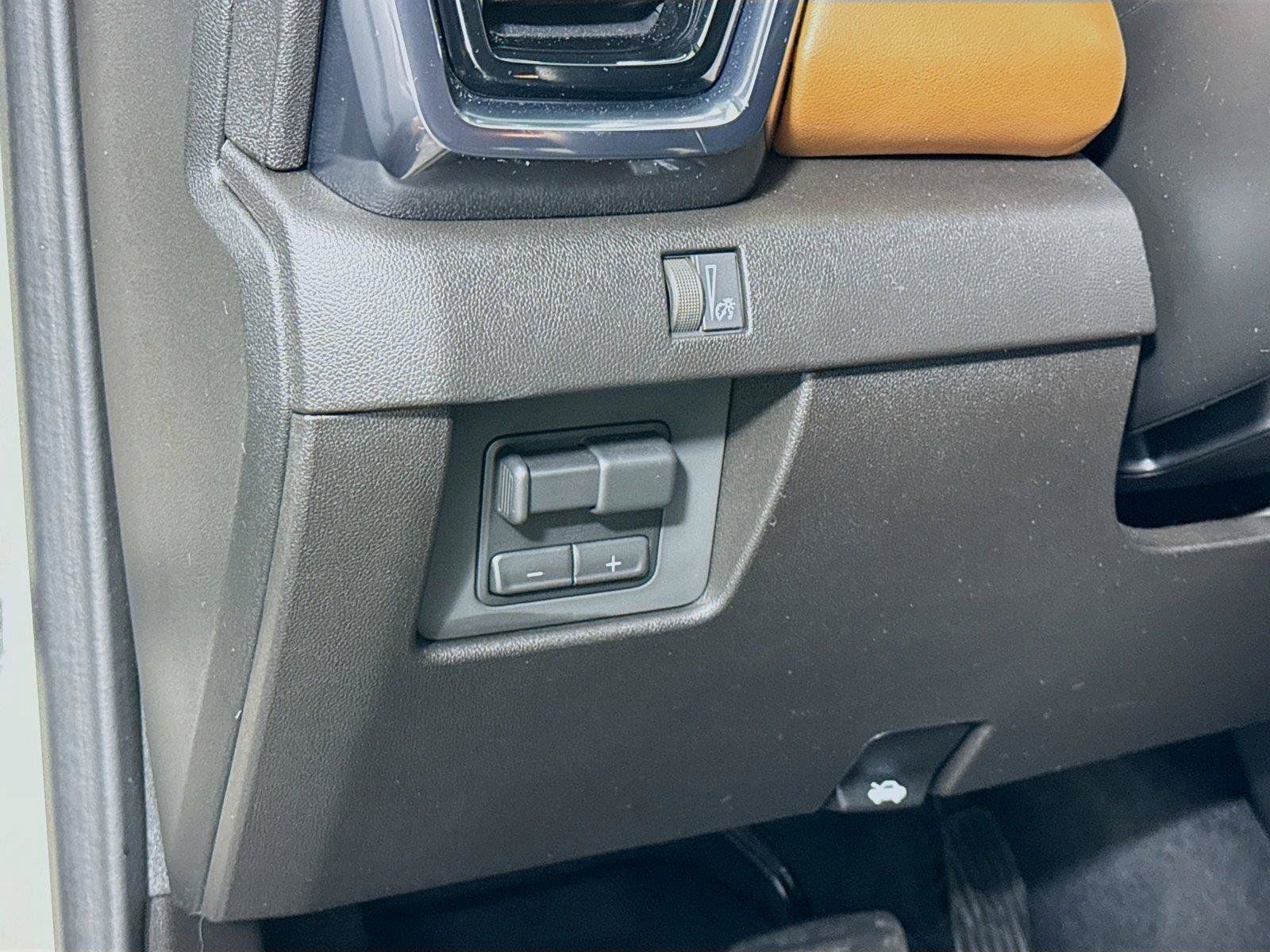Used 2026 GMC Canyon AT4 AWD/4WD image 7