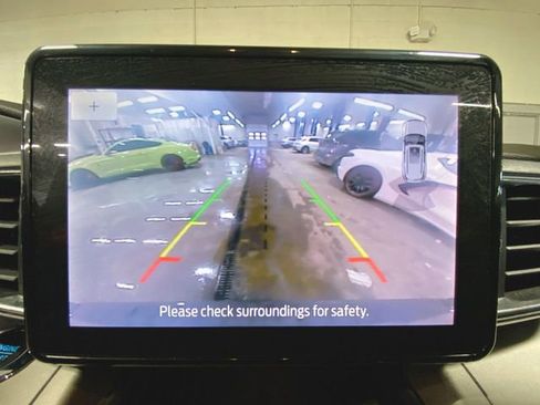 Used 2023 Ford Explorer XLT w/ Equipment Group 202A image 14