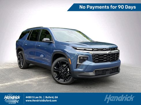 Used 2026 Chevrolet Traverse LT FWD image 1
