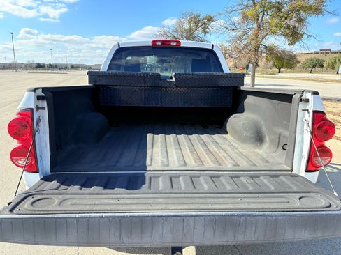 Used 2007 Dodge Ram 1500 Truck ST w/ SXT Group image 9