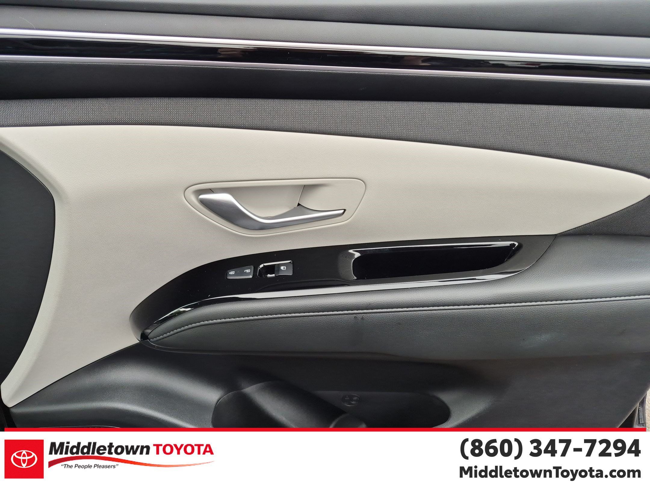 Used 2023 Hyundai Tucson Limited w/ Cargo Package AWD/4WD image 36