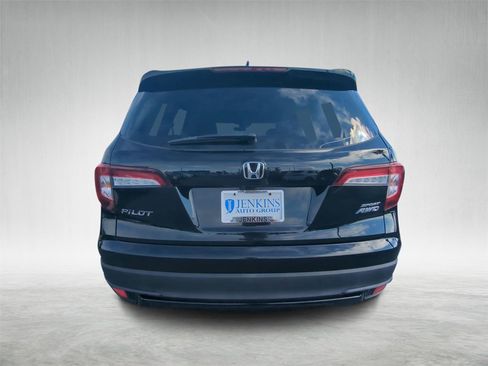 Certified 2022 Honda Pilot Sport image 4
