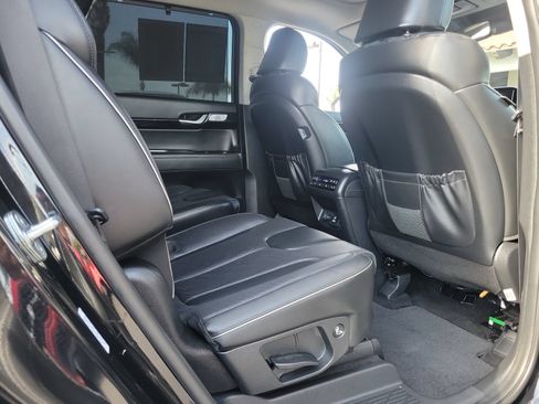 Used 2022 Hyundai Palisade Limited FWD image 24