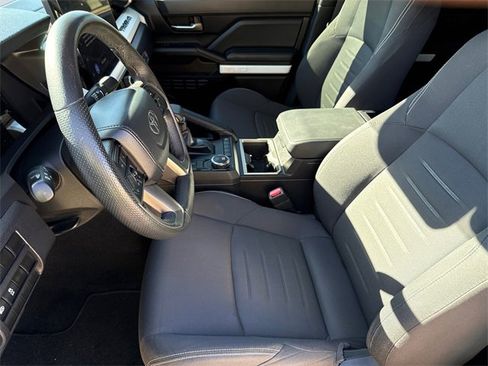 Used 2024 Toyota Tacoma TRD Sport image 20