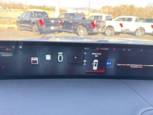 Used 2025 Ford Expedition Max Platinum w/ Driver's Package image 28