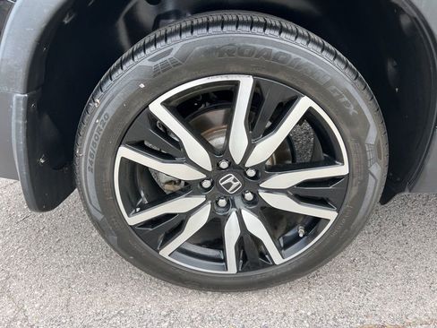 Used 2022 Honda Pilot Touring image 7