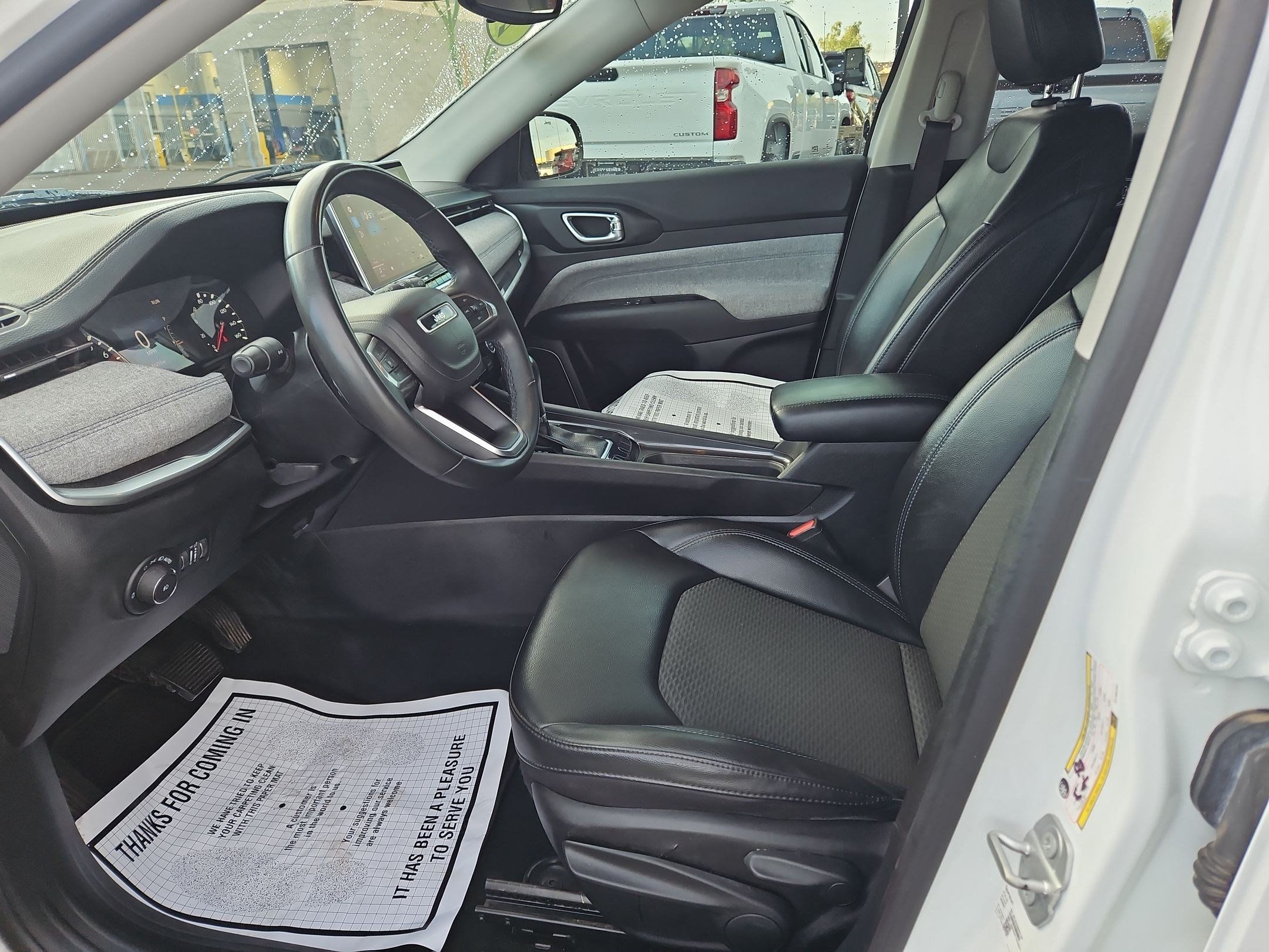 Used 2022 Jeep Compass Latitude FWD image 24