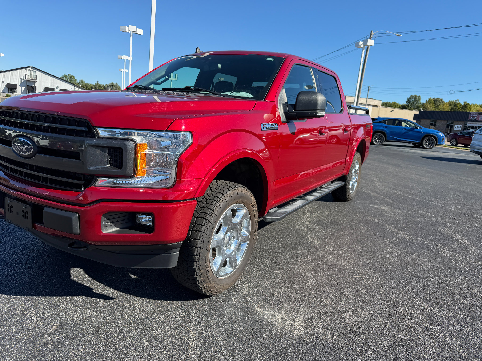Used 2020 Ford F150 XLT w/ Equipment Group 302A Luxury AWD/4WD image 3