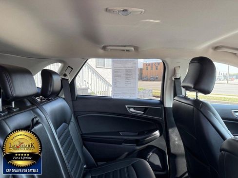 Used 2024 Ford Edge SEL image 16