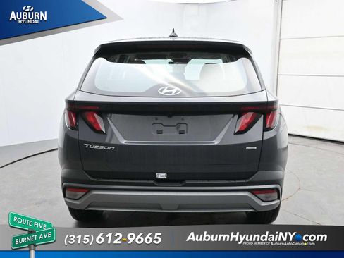 New 2026 Hyundai Tucson SE AWD/4WD image 3