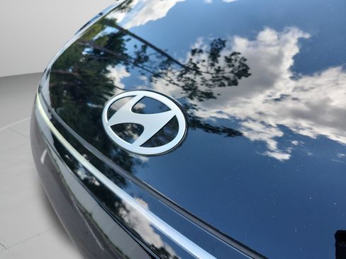 Certified 2024 Hyundai Kona SEL FWD image 30
