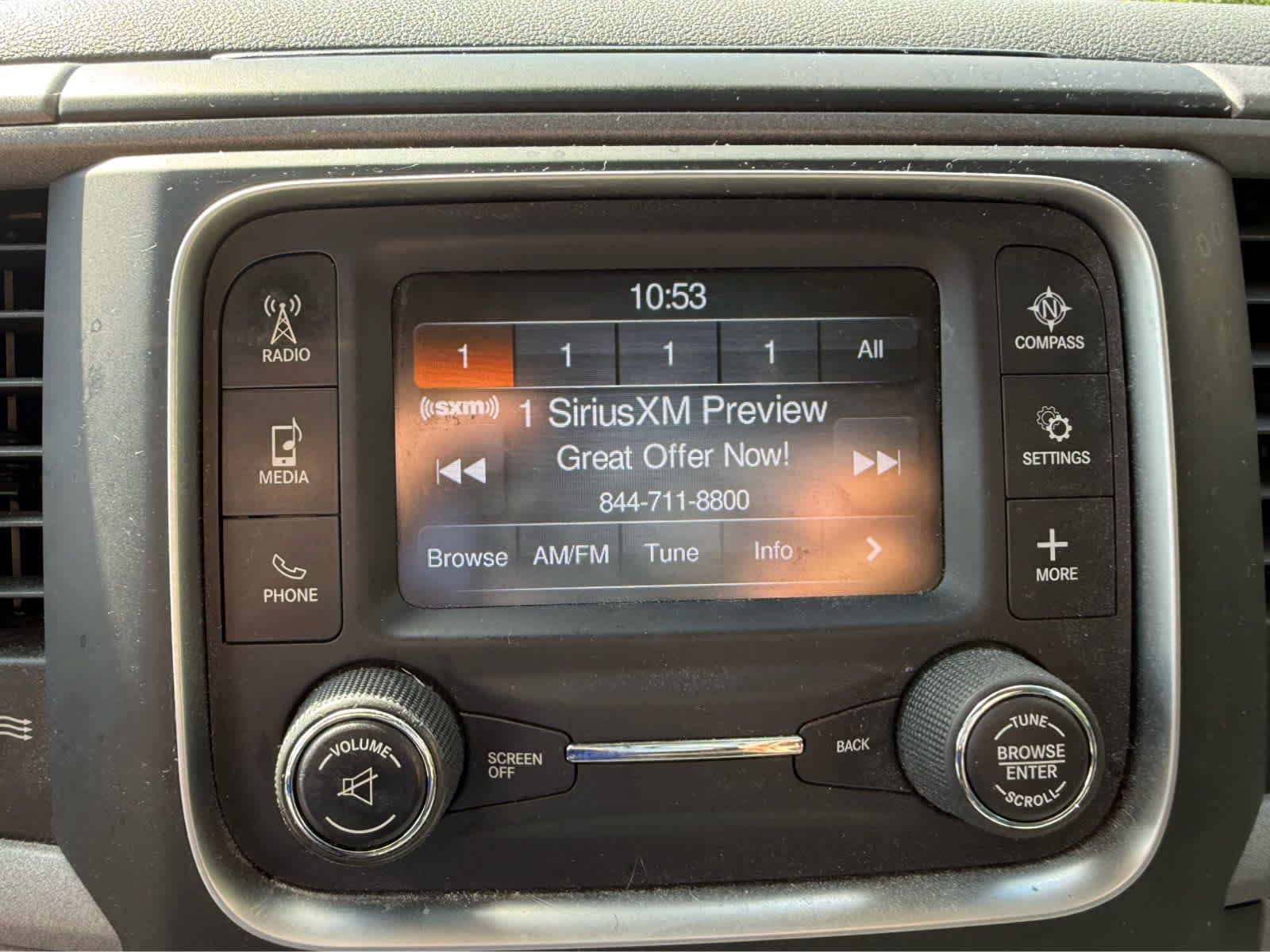 Used 2017 RAM 1500 Express AWD/4WD image 15