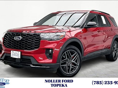 Certified 2025 Ford Explorer ST-Line w/ ST-Line Street Pack image 1