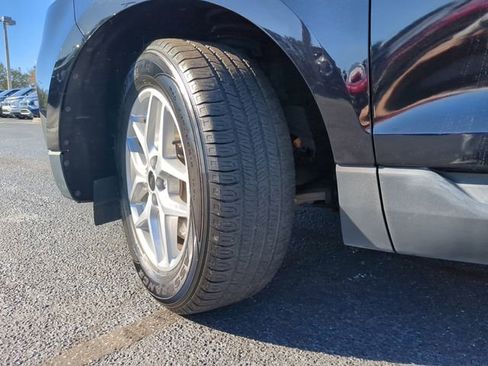 Used 2024 Ford Edge SEL image 36