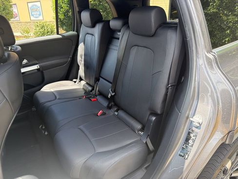 Used 2022 Mercedes-Benz GLB 250 4MATIC image 89