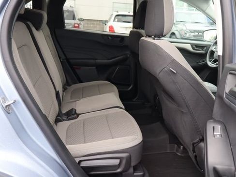 Used 2022 Ford Escape SE w/ Cold Weather Package AWD/4WD image 34