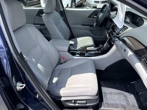 Used 2016 Honda Accord EX-L image 9
