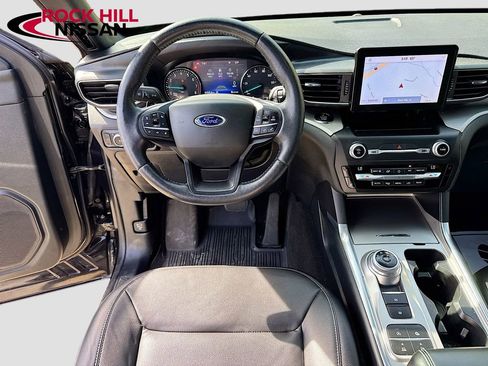 Used 2020 Ford Explorer XLT w/ Equipment Group 202A image 23