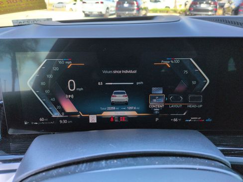 Used 2024 BMW X5 xDrive40i w/ M Sport Package image 21