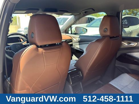 Used 2023 Volkswagen ID.4 Pro RWD image 27