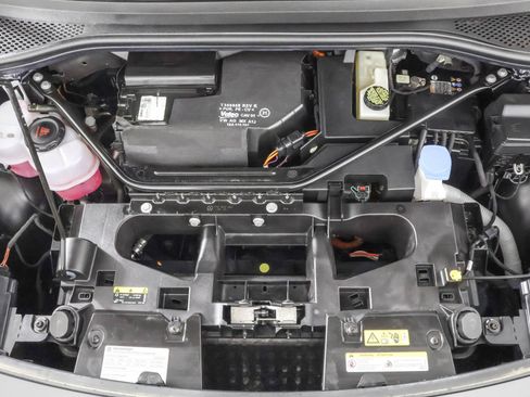 Used 2023 Volkswagen ID.4 Pro S image 49