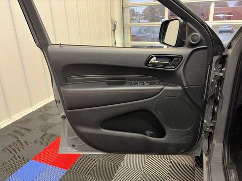 Used 2025 Dodge Durango R/T AWD/4WD image 10