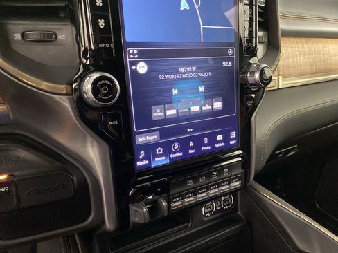 Used 2022 RAM 3500 Limited image 33