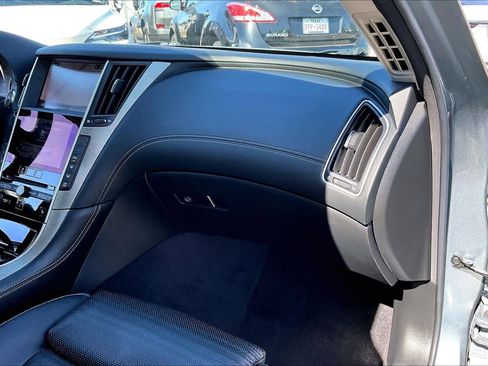 Used 2018 INFINITI Q50 Sport image 16