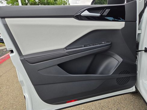 New 2026 Volkswagen Taos S AWD/4WD image 9