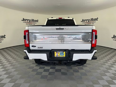 Used 2024 Ford F250 Limited w/ FX4 Off-Road Package image 7