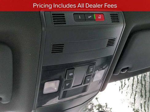 Used 2025 Volkswagen Jetta Sport FWD image 20