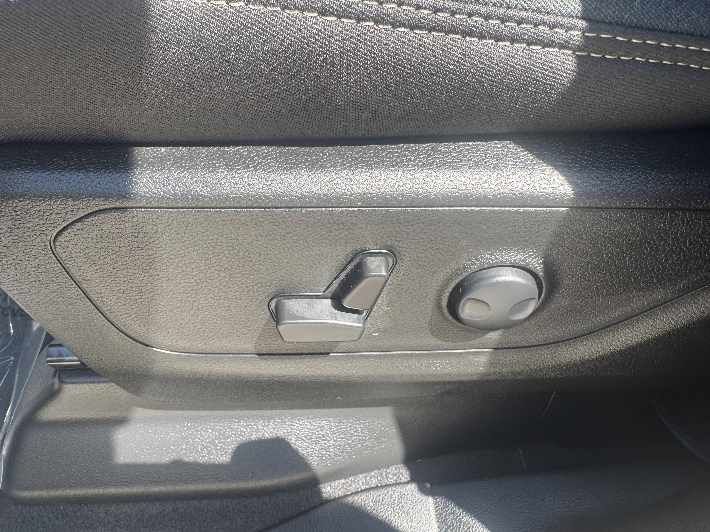 Used 2025 RAM 1500 Big Horn AWD/4WD image 16