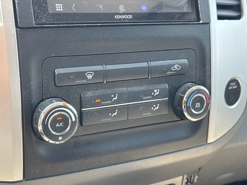 Used 2019 Nissan Frontier SV AWD/4WD image 21