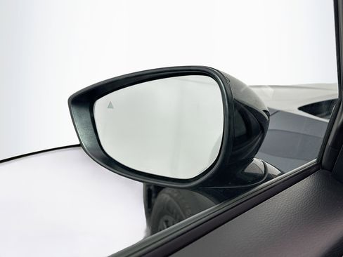 Used 2025 MAZDA CX-50 2.5 Hybrid w/ Preferred Pkg image 16