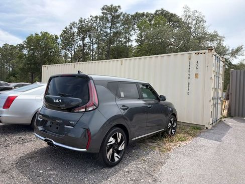 Used 2023 Kia Soul GT-Line FWD image 3