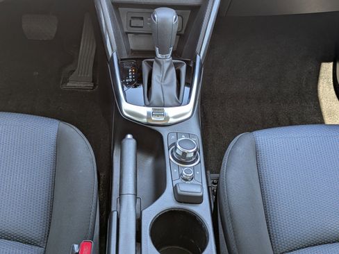 Used 2017 Toyota Yaris iA image 18