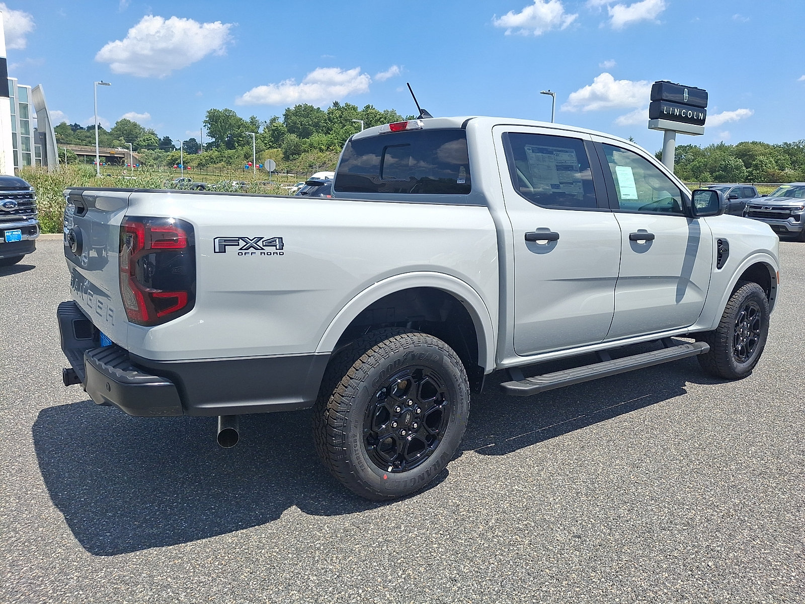 New 2026 Ford Ranger XLT w/ Equipment Group 301A High AWD/4WD image 5