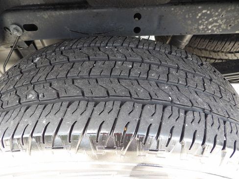 Used 2022 Chevrolet Colorado LT w/ Fleet Safety Package image 46