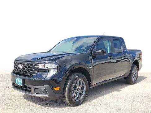 New 2026 Ford Maverick XLT w/ XLT Luxury Package FWD image 2