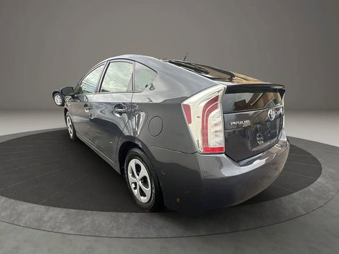 Used 2014 Toyota Prius One image 7