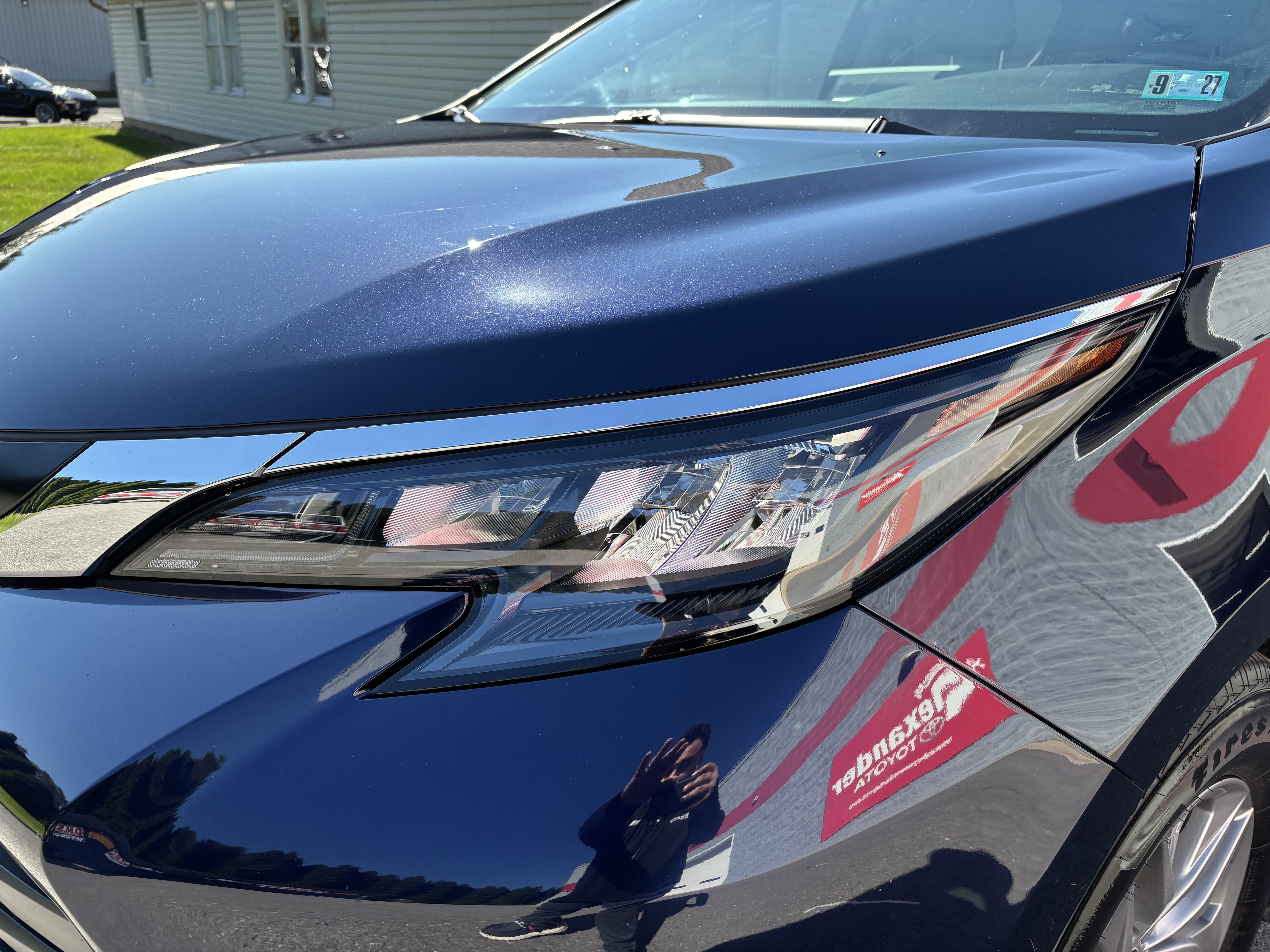 Used 2024 Toyota Sienna LE AWD/4WD image 10