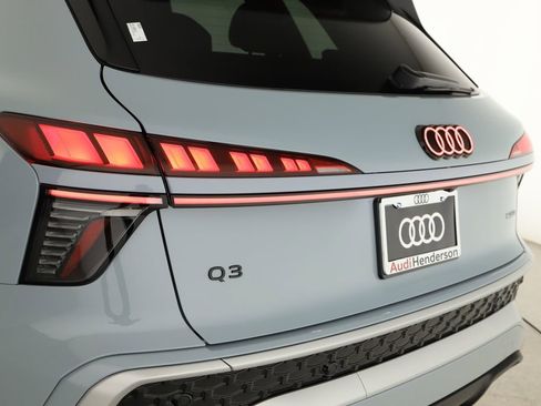 New 2026 Audi Q3 quattro 2.0T AWD/4WD image 34