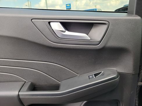 Used 2025 Ford Escape ST-Line image 14