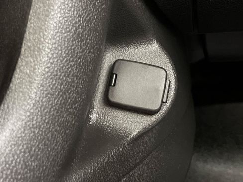 Used 2014 Ford Edge Limited w/ Equipment Group 301A AWD/4WD image 25