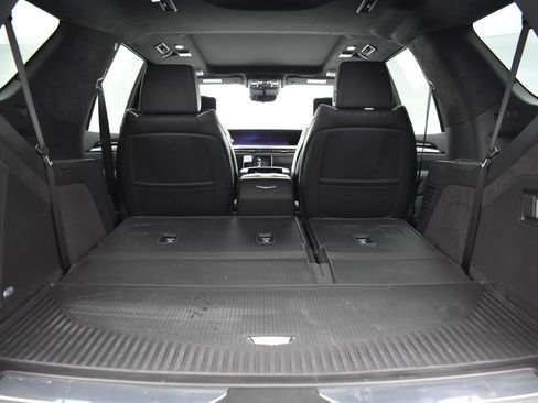 Certified 2025 Cadillac Escalade Sport Platinum image 34
