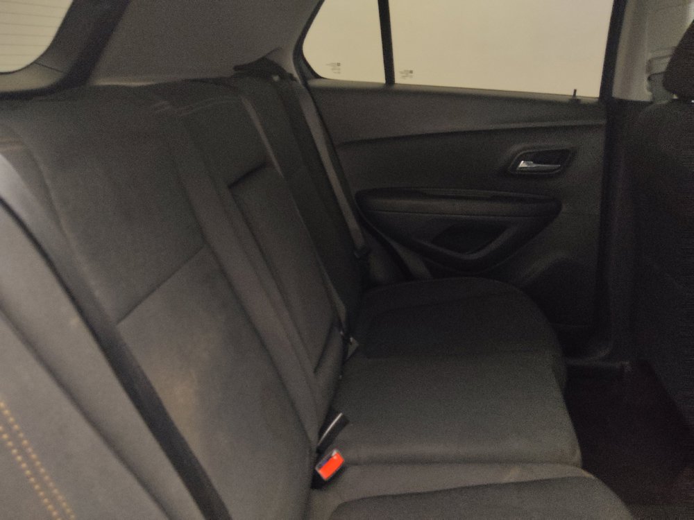 Used 2020 Chevrolet Trax LS w/ Tint and Cruise Package FWD image 19