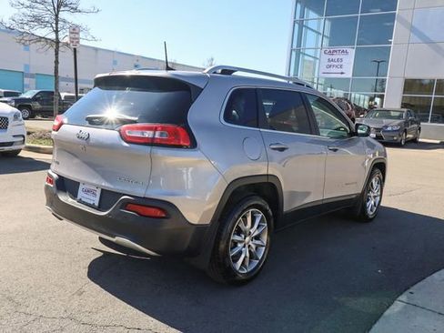 Used 2018 Jeep Cherokee Limited image 14